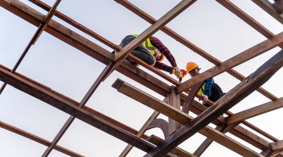 Expert Emergency Roof Repairs services in Almena, KS